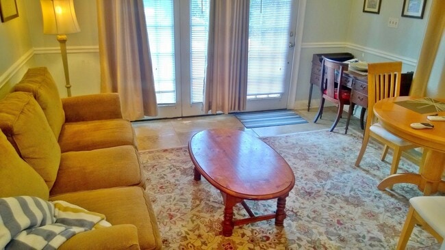 30 E 67th St in Savannah, GA - Building Photo - Building Photo