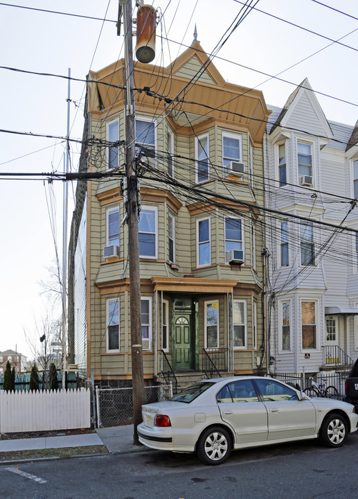 107 Prospect St in Jersey City, NJ - Foto de edificio