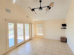 606 North Point Dr in Holmes Beach, FL - Building Photo - Building Photo