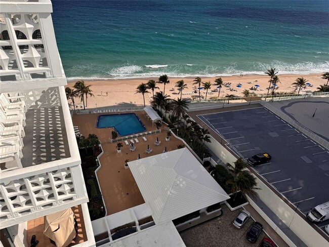 4010 Galt Ocean Dr, Unit 1510 in Fort Lauderdale, FL - Building Photo - Building Photo
