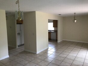 1 Bunker Knolls Ln in Palm Coast, FL - Building Photo - Building Photo