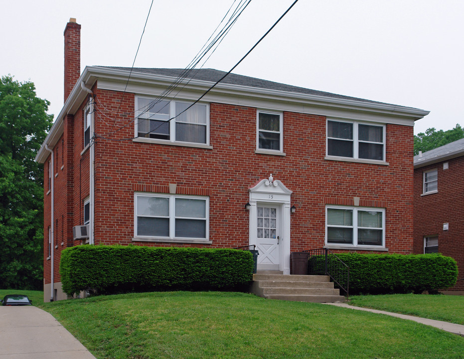 15 E Lakeside Ave in Fort Mitchell, KY - Building Photo