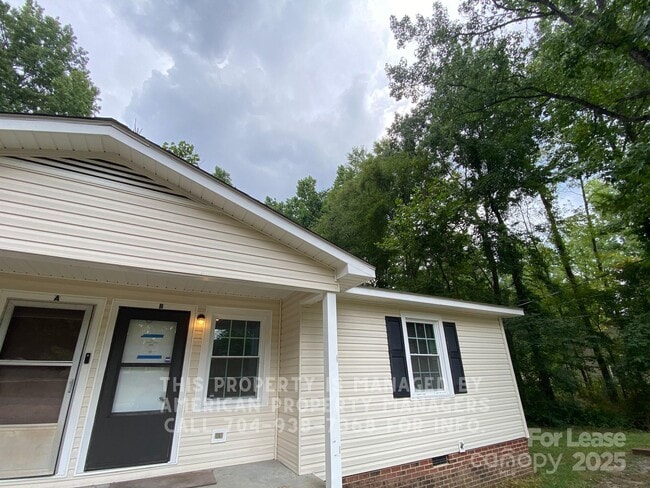 property at 1507 Jamaica Rd