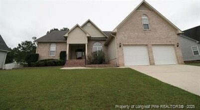 460 Bristlecone Dr in Fayetteville, NC - Building Photo - Building Photo