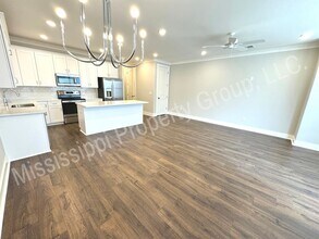 1833 Reserve Loop in Oxford, MS - Building Photo - Building Photo