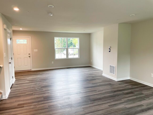 5411 Vergo Rd in Capitol Heights, MD - Building Photo - Building Photo