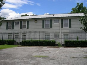 Heights Colony in Houston, TX - Foto de edificio - Building Photo