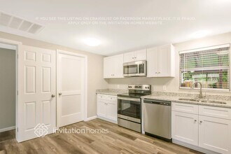 210 Paka Ct in Brandon, FL - Building Photo - Building Photo