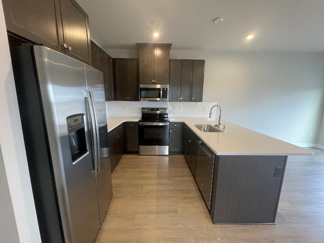 1097 Mountain Vw Dr in Spring Hill, TN - Building Photo - Building Photo