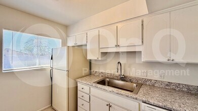 12602 N 21st Ave in Phoenix, AZ - Building Photo - Building Photo