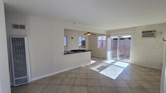 2341-2343 Grand Ave in San Diego, CA - Building Photo