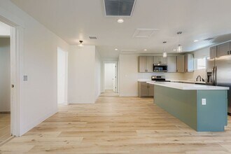 663 Avenue D in Boulder City, NV - Building Photo - Building Photo