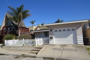 345 Placentia Ave in Pismo Beach, CA - Building Photo