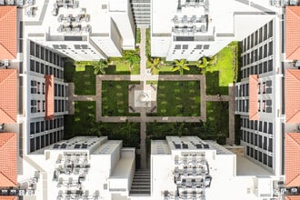 Lil Abner II in Sweetwater, FL - Building Photo - Building Photo