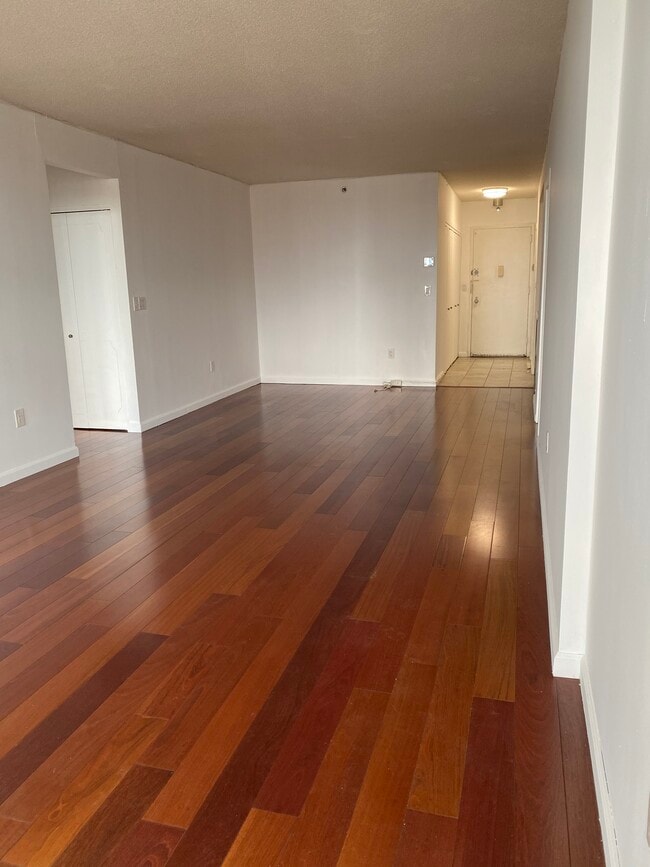 property at 45 River Dr S