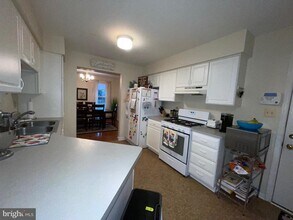 22120 Victoria Cir in California, MD - Building Photo - Building Photo