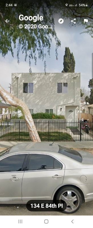 135 E 84th Pl