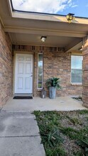 10619 Shaenview in San Antonio, TX - Building Photo - Building Photo