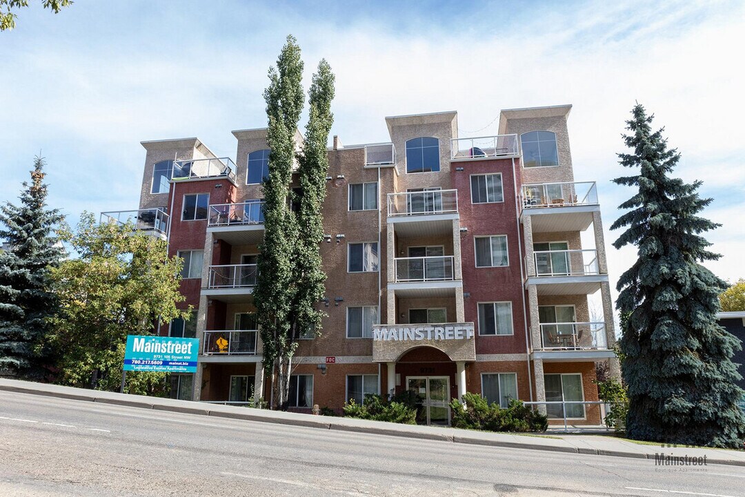 Legislative Estates Apartments in Edmonton, AB - Building Photo