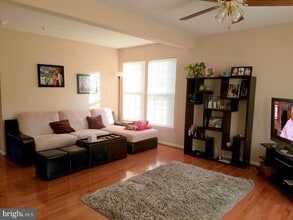 11307 Amberlea Farm Dr in North Potomac, MD - Building Photo - Building Photo