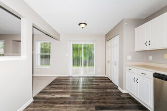1010 Pine Ridge Way in Brownsburg, IN - Building Photo - Building Photo