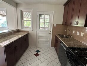 1113 Twinbrook Dr in St. Louis, MO - Building Photo - Building Photo