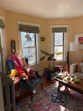 35 Buena Vista Park, Unit 1 in Cambridge, MA - Foto de edificio - Building Photo