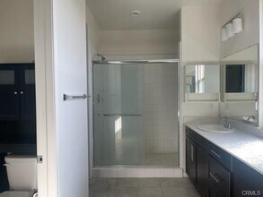 66 Renewal in Irvine, CA - Building Photo - Building Photo