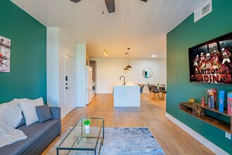 6610 N 93rd Ave in Glendale, AZ - Building Photo - Building Photo