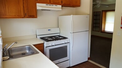 702 Congress St, Unit 3 in Ypsilanti, MI - Building Photo - Building Photo