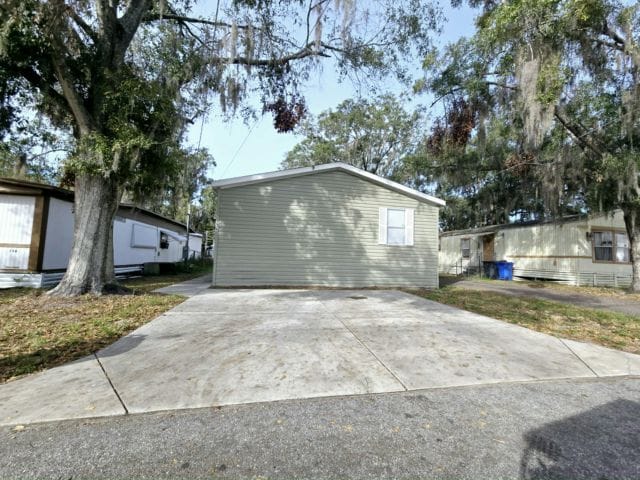 property at 18118 US-41