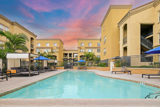 Pinnacle at Fullerton in Fullerton, CA - Building Photo - Building Photo