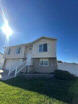 2386 S 2830 W in Syracuse, UT - Building Photo