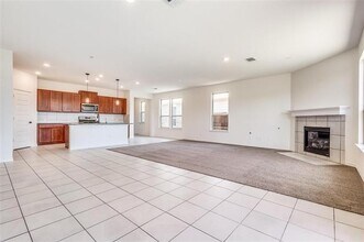 917 Waggoner Dr in Krugerville, TX - Building Photo - Building Photo