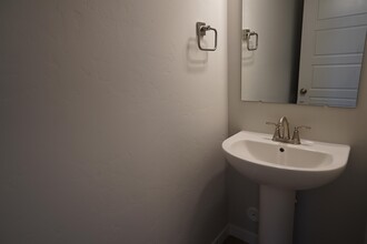 5051 W Ladle Rapids St in Meridian, ID - Building Photo - Building Photo