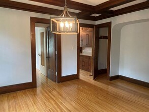3555 Bloomington Ave, Unit 4 in Minneapolis, MN - Foto de edificio - Building Photo