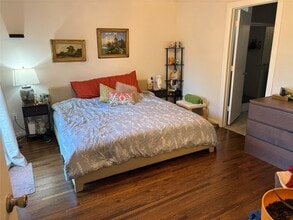 9530 Emnora Ln in Houston, TX - Building Photo - Building Photo