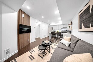 9 Niagara St, Unit SI ID1388908P in Toronto, ON - Building Photo