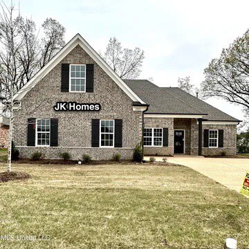 2397 Metcalf Wy in Southaven, MS - Building Photo