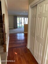 173 Edinburgh Ct in Matawan, NJ - Building Photo - Building Photo