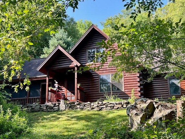 property at 5451 River Rd