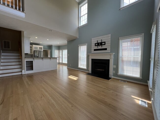 130 Nat Turner Blvd in Newport News, VA - Building Photo - Building Photo