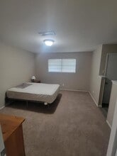 1028 N Wells St in Pampa, TX - Building Photo - Building Photo