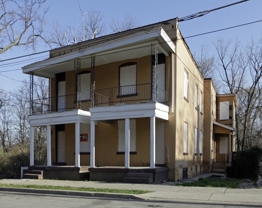 656-658 Glenwood Ave in Cincinnati, OH - Foto de edificio