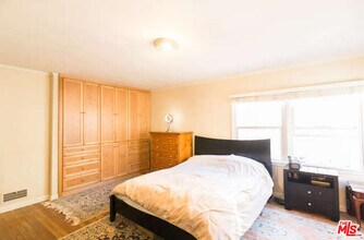 10773 Massachusetts Ave in Los Angeles, CA - Building Photo - Building Photo