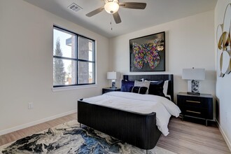 The Encore Apartments in Edmond, OK - Foto de edificio - Interior Photo