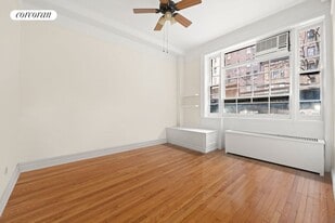 140 W 79th St in New York, NY - Building Photo