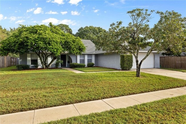 property at 1638 Pinehurst Dr
