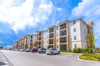 Clyde Morris Senior Living Apartments in Daytona Beach, FL - Building Photo - Building Photo
