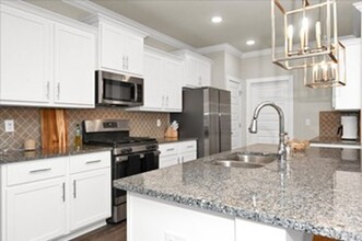 1826 Anise Cir in Cullman, AL - Building Photo - Building Photo